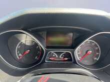 Ford Focus T EcoBoost ST-2 