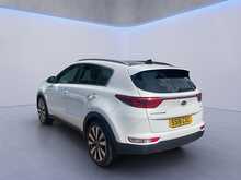 Kia Sportage CRDi First Edition 