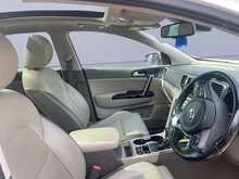 Kia Sportage CRDi First Edition 