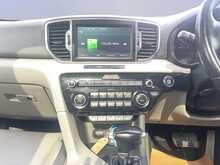Kia Sportage CRDi First Edition 
