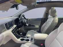 Kia Sportage CRDi First Edition 