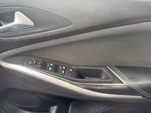 Vauxhall Grandland X Turbo SE 