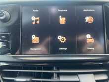 Peugeot 2008 PureTech Allure 