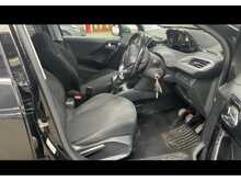 Peugeot 208 PureTech Allure 