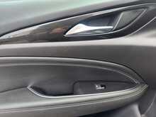 Vauxhall Insignia Turbo D ecoTEC BlueInjection SRi VX Line Nav 