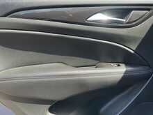 Vauxhall Insignia Turbo D BlueInjection SRi VX Line Nav 
