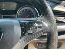 Vauxhall Insignia Turbo D BlueInjection SRi VX Line Nav 