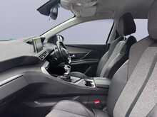 Peugeot 3008 PureTech Allure 