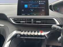 Peugeot 3008 PureTech Allure 