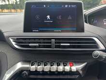 Peugeot 3008 PureTech Allure 