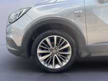 Vauxhall Crossland X Griffin 