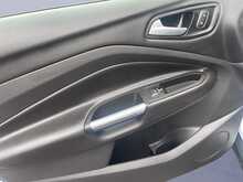 Ford Kuga T EcoBoost Titanium 
