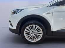 Vauxhall Grandland X Turbo Sport Nav 