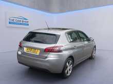 Peugeot 308 PureTech Allure 