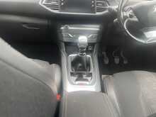 Peugeot 308 PureTech Allure 