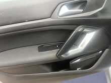 Peugeot 308 PureTech Allure 