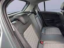 Vauxhall Corsa SE 