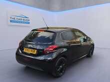 Peugeot 208 PureTech Allure 