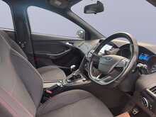 Ford Focus T EcoBoost ST-Line 