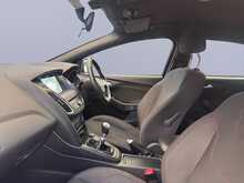 Ford Focus T EcoBoost ST-Line 