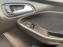 Ford Focus T EcoBoost ST-Line 