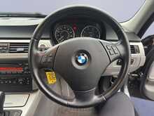 BMW 3 Series 320i SE 