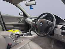 BMW 3 Series 320i SE 