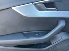 Audi A4 Avant TFSI S line 