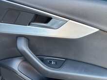 Audi A4 Avant TFSI S line 