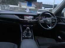 Vauxhall Insignia Turbo D BlueInjection Tech Line Nav 
