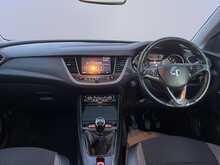 Vauxhall Grandland X Turbo D BlueInjection Sport Nav 