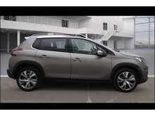 Peugeot 2008 BlueHDi Allure 