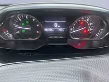 Peugeot 2008 BlueHDi Allure 