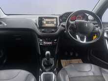 Peugeot 2008 BlueHDi Allure 
