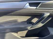 Volkswagen Golf SV TDI BlueMotion Tech SE 