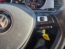 Volkswagen Golf SV TDI BlueMotion Tech SE 