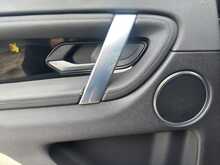 Land Rover Discovery Sport D150 