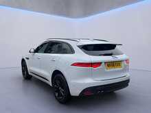 Jaguar F-PACE D180 R-Sport 