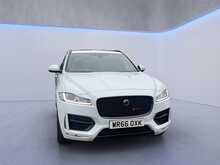 Jaguar F-PACE D180 R-Sport 