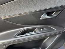 Peugeot 3008 BlueHDi Allure 