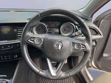 Vauxhall Insignia Turbo D BlueInjection SRi Nav 