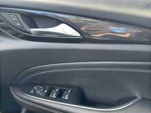 Vauxhall Insignia Turbo D BlueInjection SRi Nav 