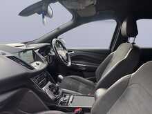 Ford Kuga TDCi ST-Line 