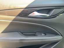 Vauxhall Insignia Turbo D BlueInjection SRi VX Line Nav 