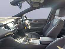 Vauxhall Insignia Turbo D BlueInjection SRi VX Line Nav 