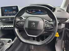 Peugeot 3008 BlueHDi Allure 