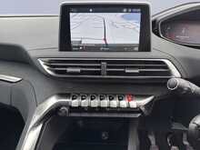 Peugeot 3008 BlueHDi Allure 