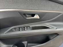 Peugeot 3008 BlueHDi Allure 