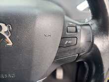 Peugeot 2008 BlueHDi Allure 