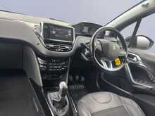 Peugeot 2008 BlueHDi Allure 